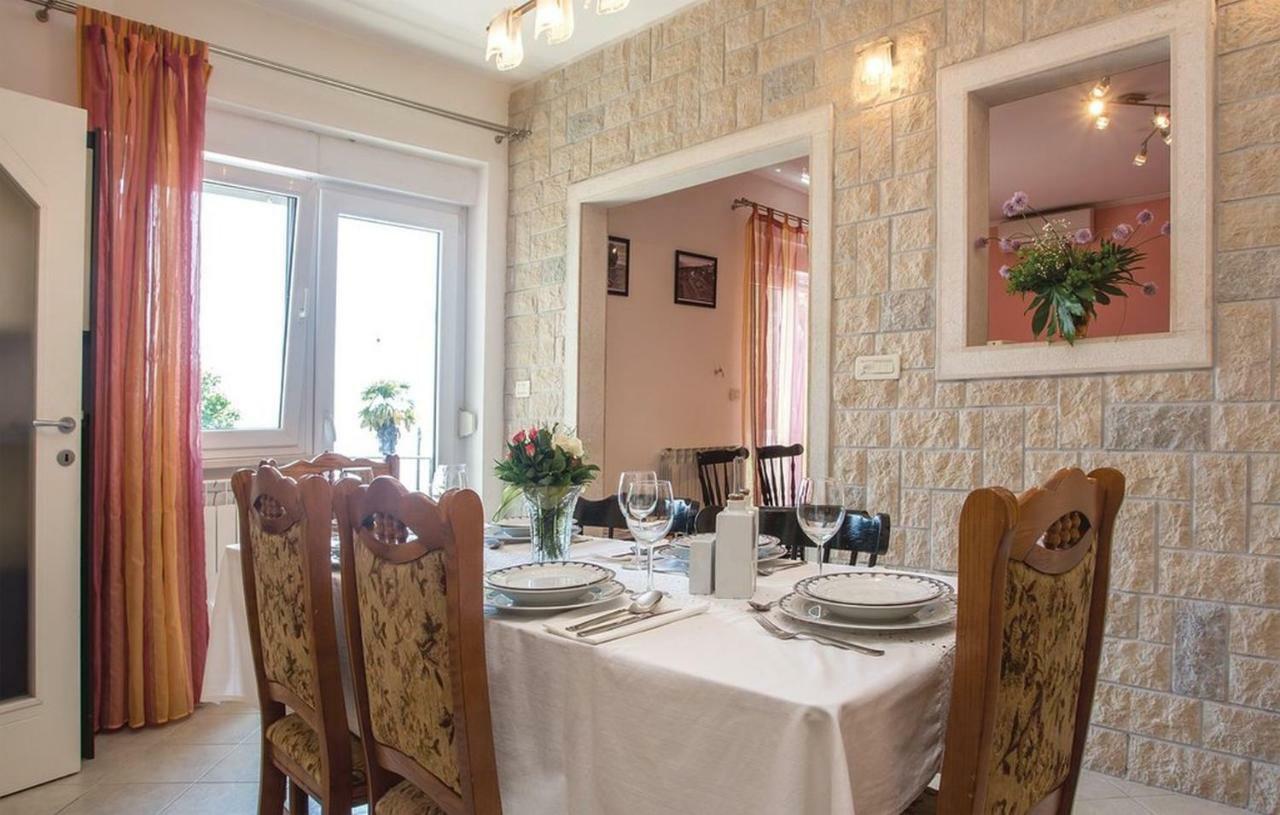 Old Port Apartment Rijeka Ngoại thất bức ảnh